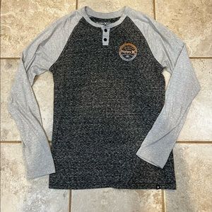 Half button Hurley top